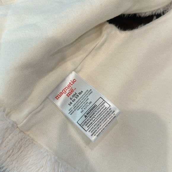 Magnetic me fur vest 9 month - Picture 3 of 3